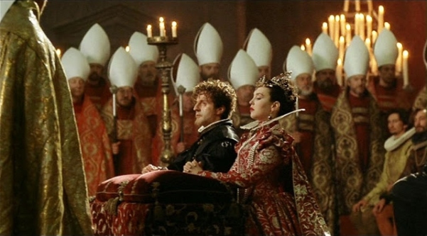 Cena do casamento de Henrique de Navarra (Daniel Auteuil) com Margarida de Valois (Isabelle Adjani).